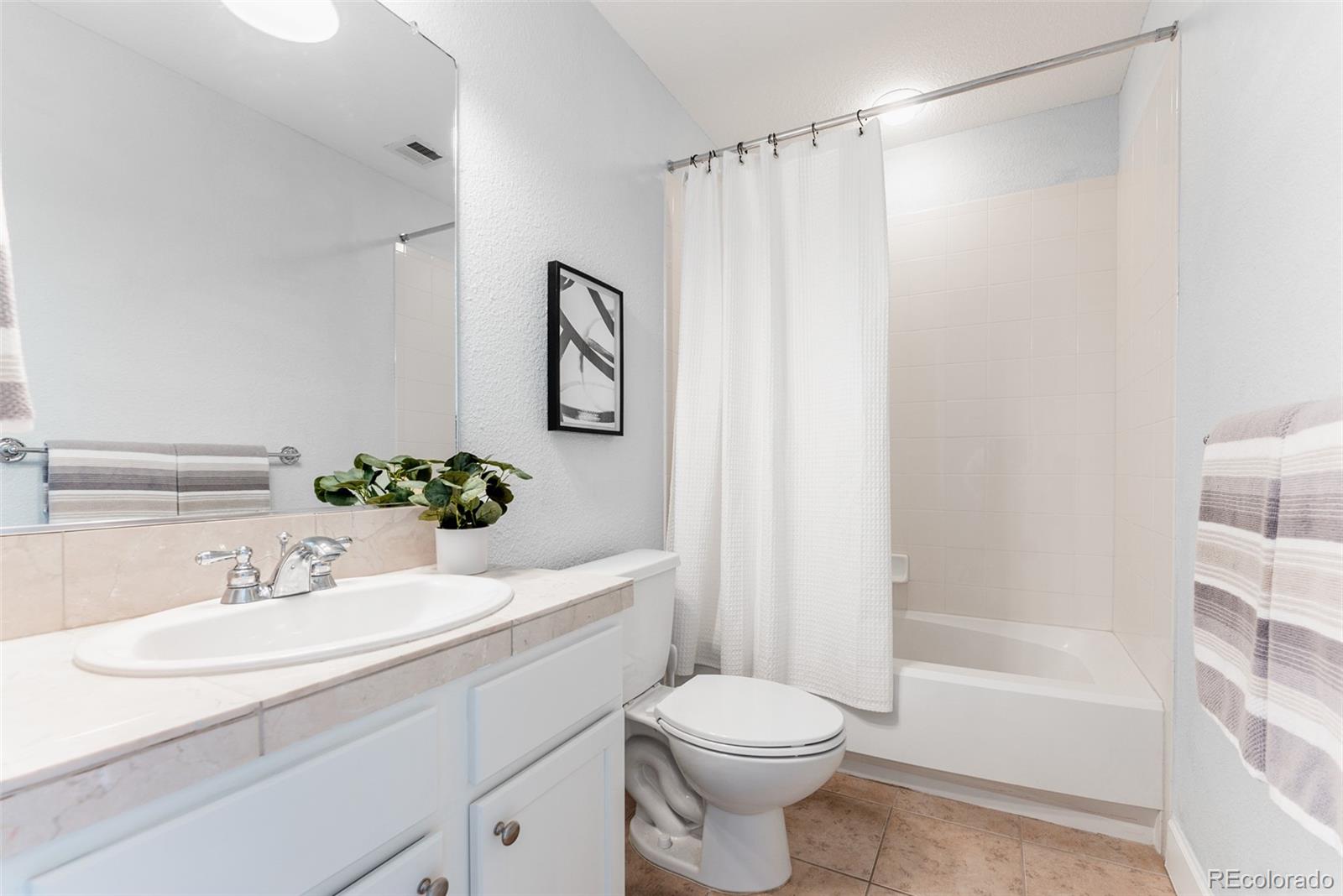 MLS Image #20 for 1699 n downing street,denver, Colorado