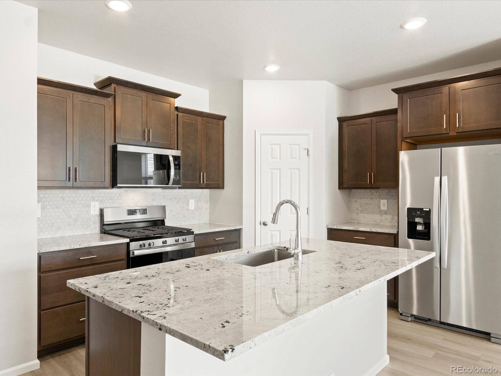 MLS Image #13 for 1123  gunnison river drive,windsor, Colorado