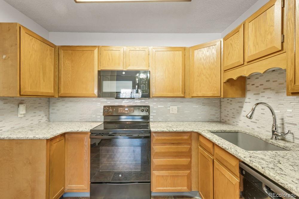 MLS Image #3 for 13626 e bates avenue,aurora, Colorado