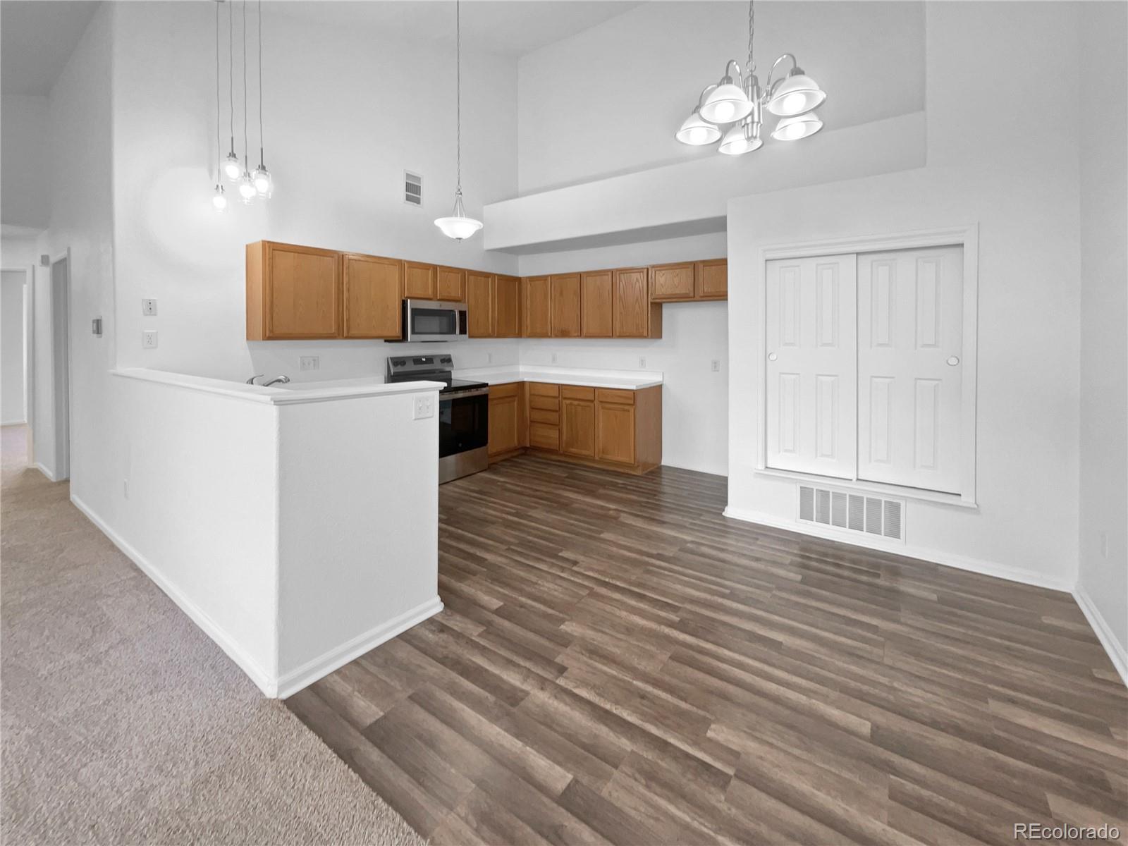 MLS Image #13 for 10381  cook way 205,thornton, Colorado