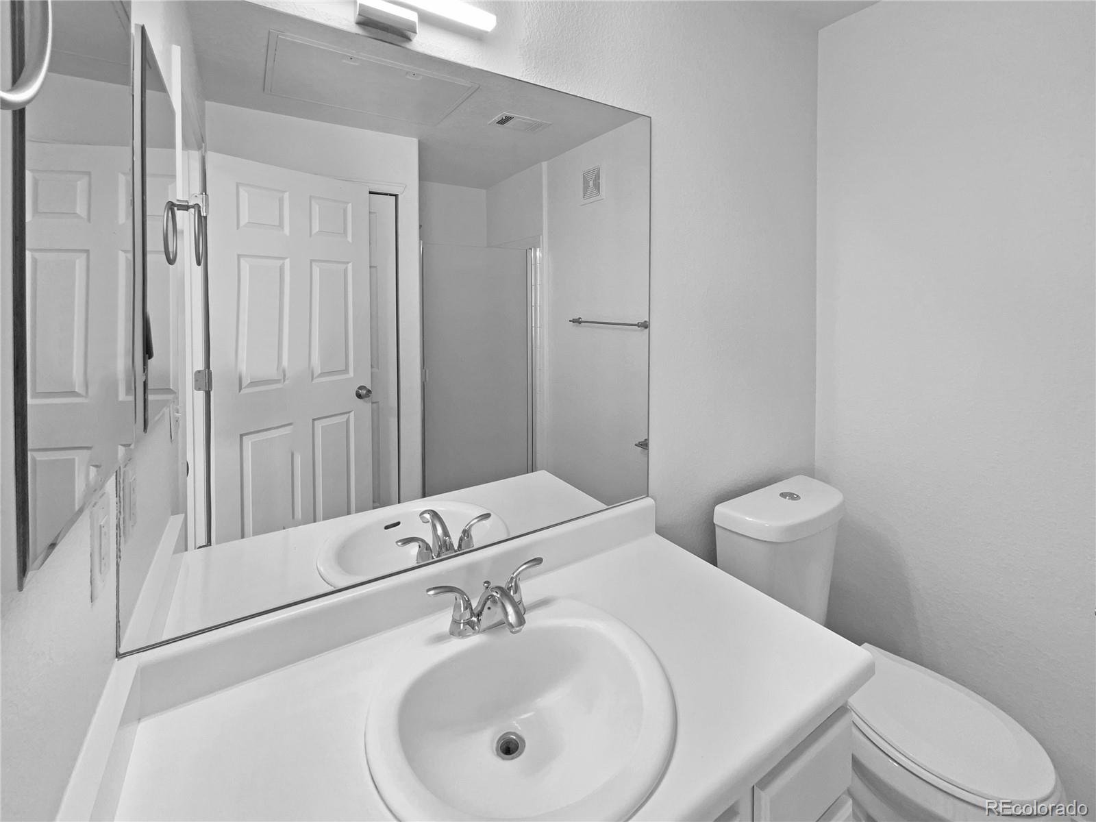 MLS Image #14 for 10381  cook way 205,thornton, Colorado