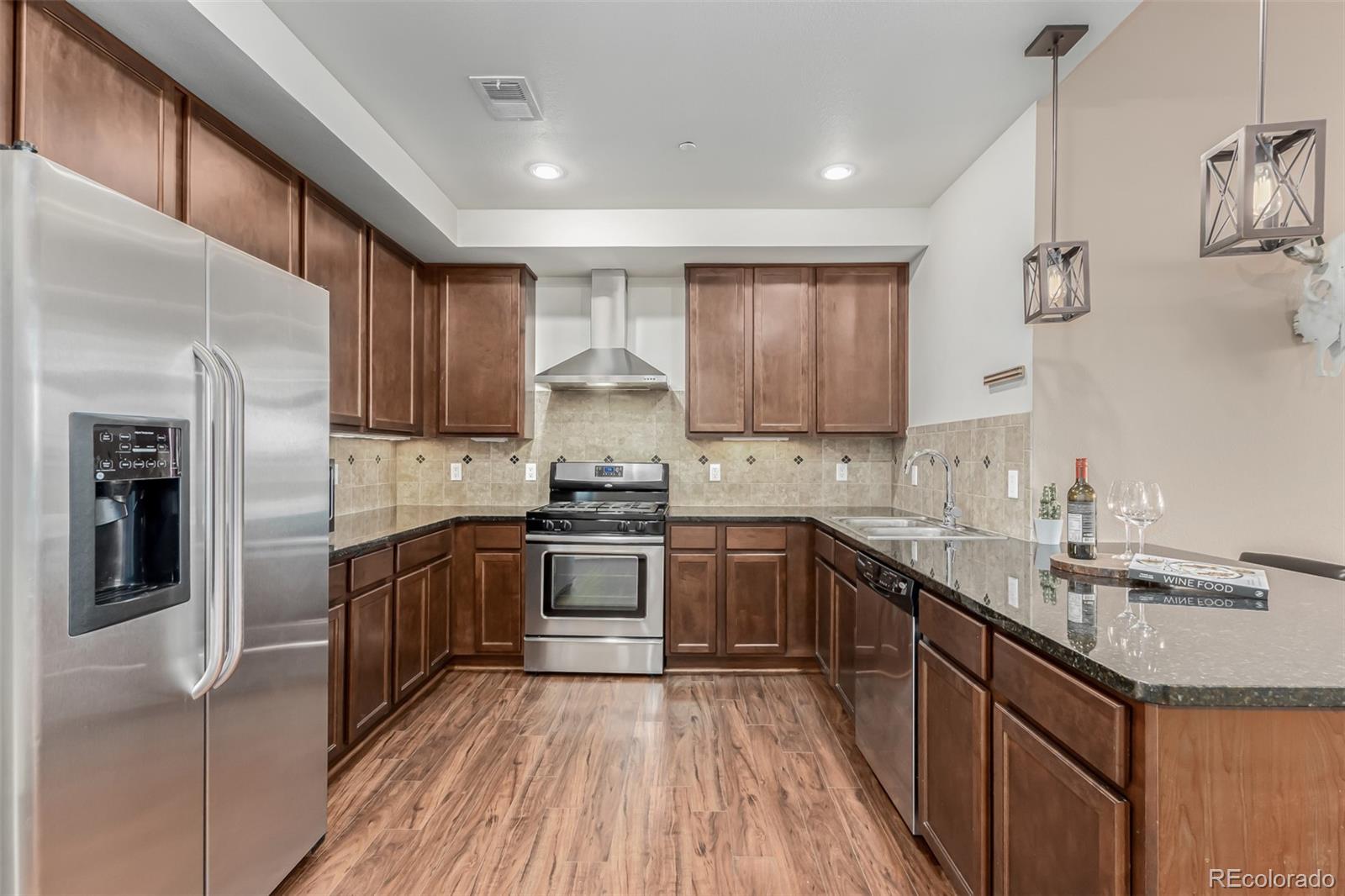 MLS Image #6 for 1488  madison street,denver, Colorado