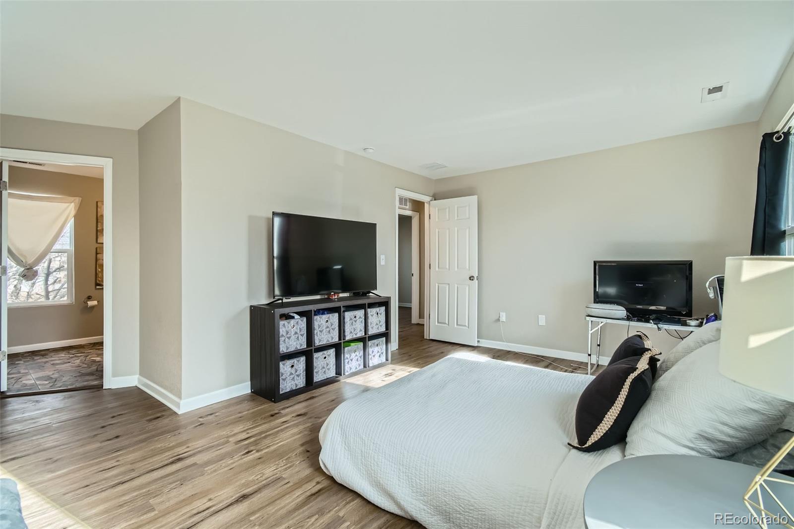 MLS Image #12 for 11058  grange creek drive,thornton, Colorado