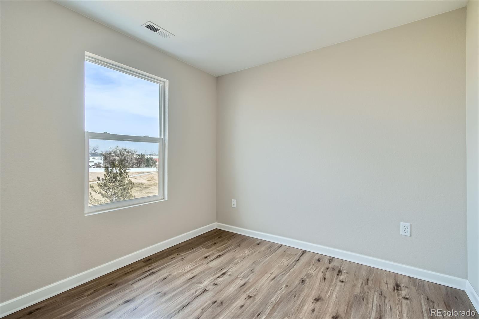 MLS Image #16 for 11058  grange creek drive,thornton, Colorado