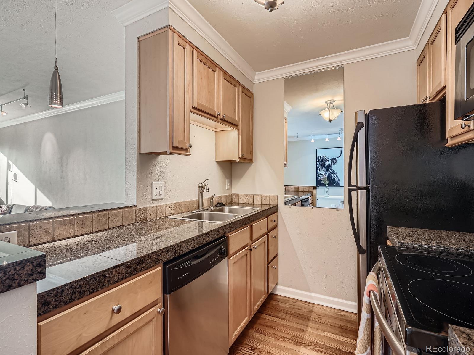 MLS Image #3 for 10 n ogden street,denver, Colorado