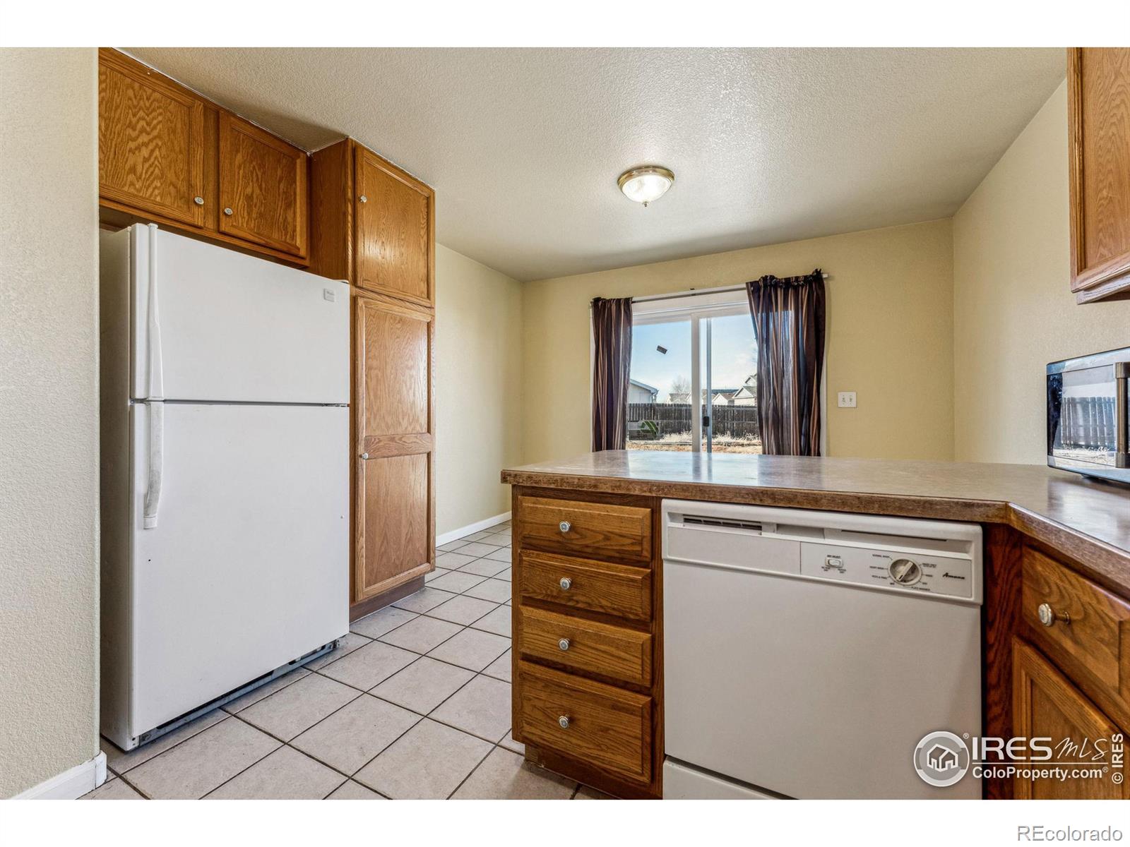 MLS Image #10 for 3113  canyon circle,evans, Colorado