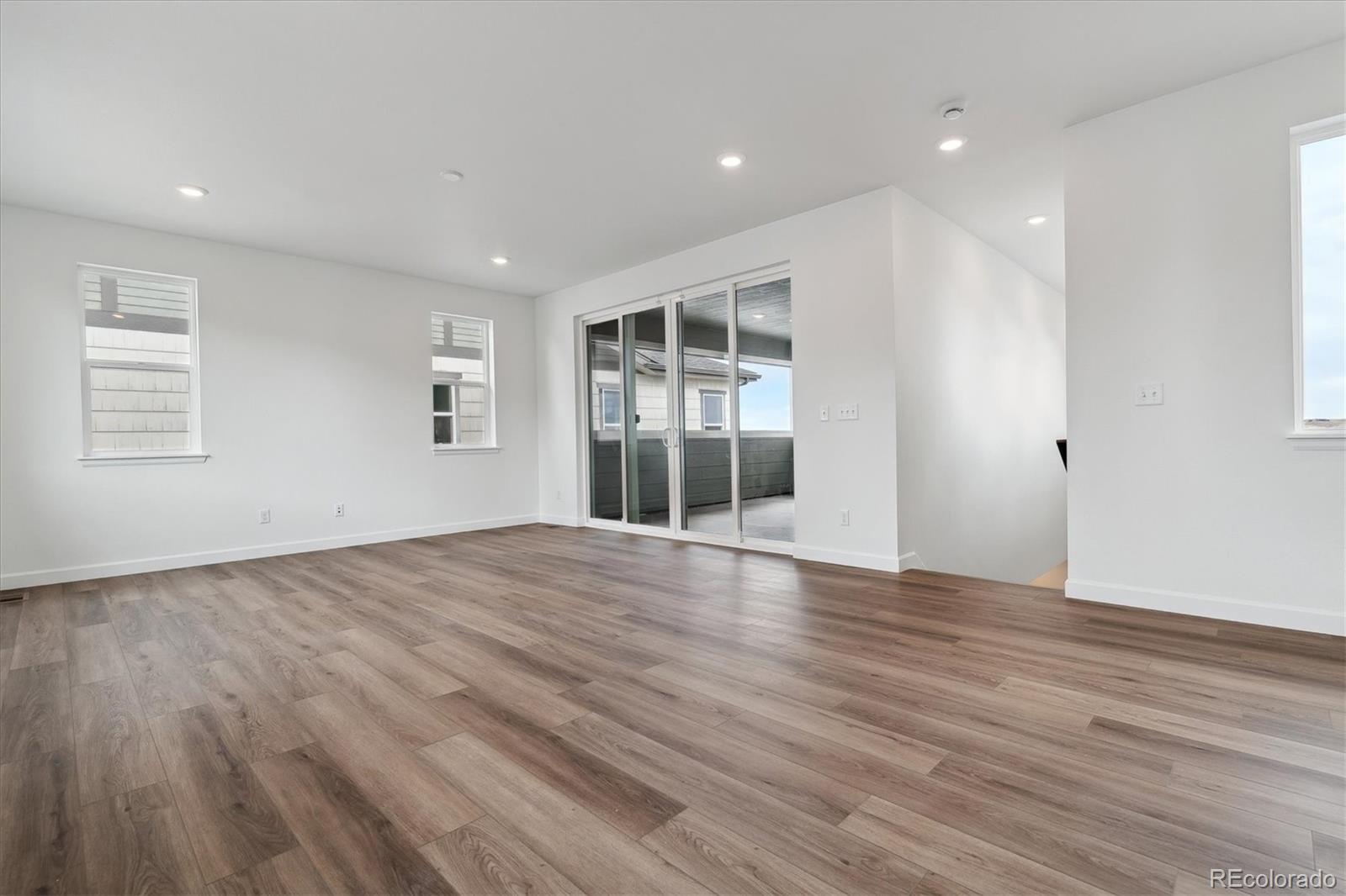 MLS Image #21 for 8498  eagle river street,littleton, Colorado