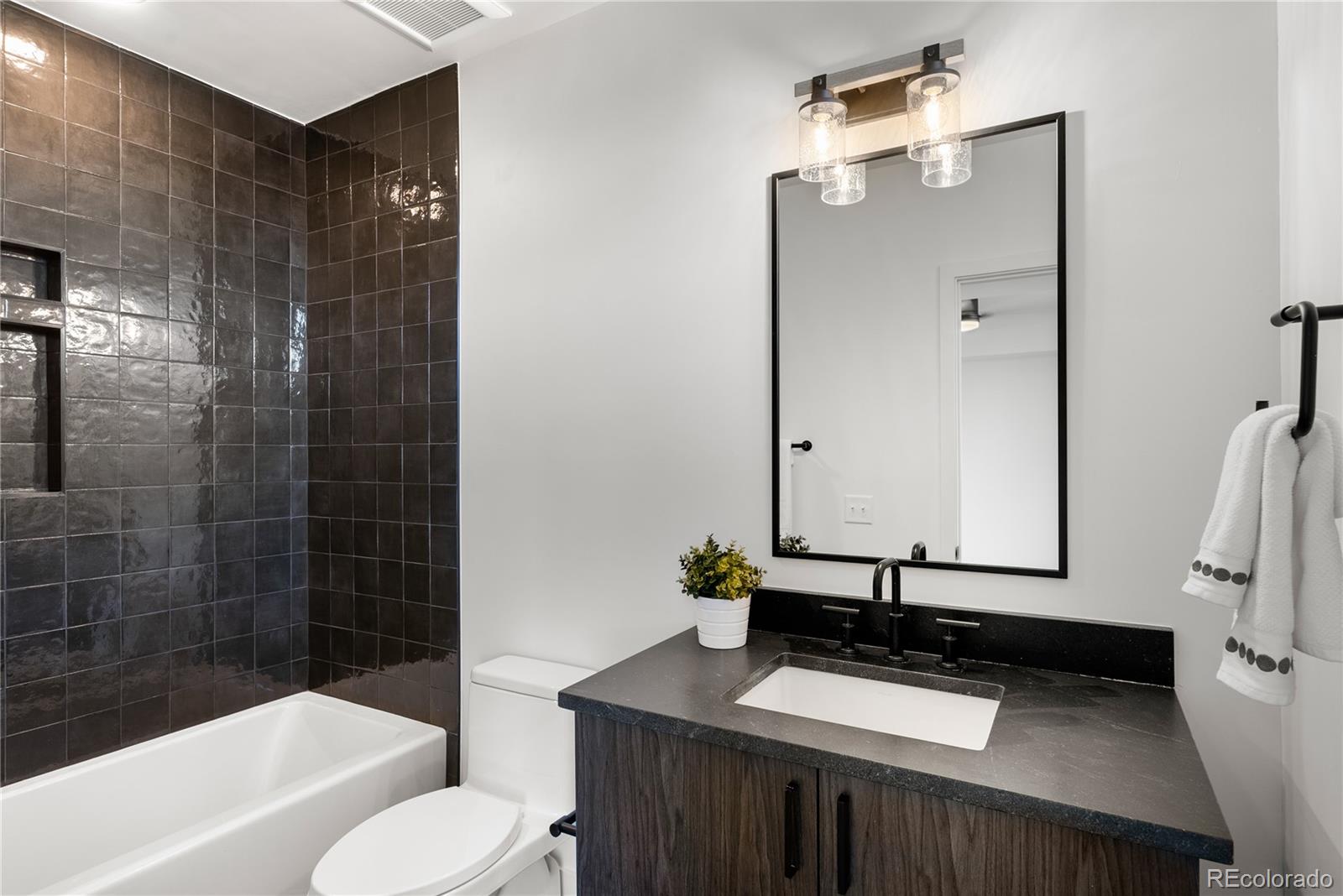MLS Image #30 for 1838  pearl ,boulder, Colorado