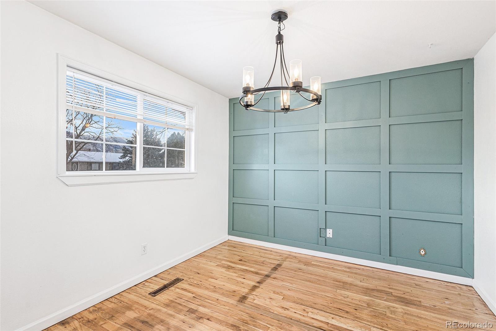 MLS Image #15 for 11 w clover circle,colorado springs, Colorado