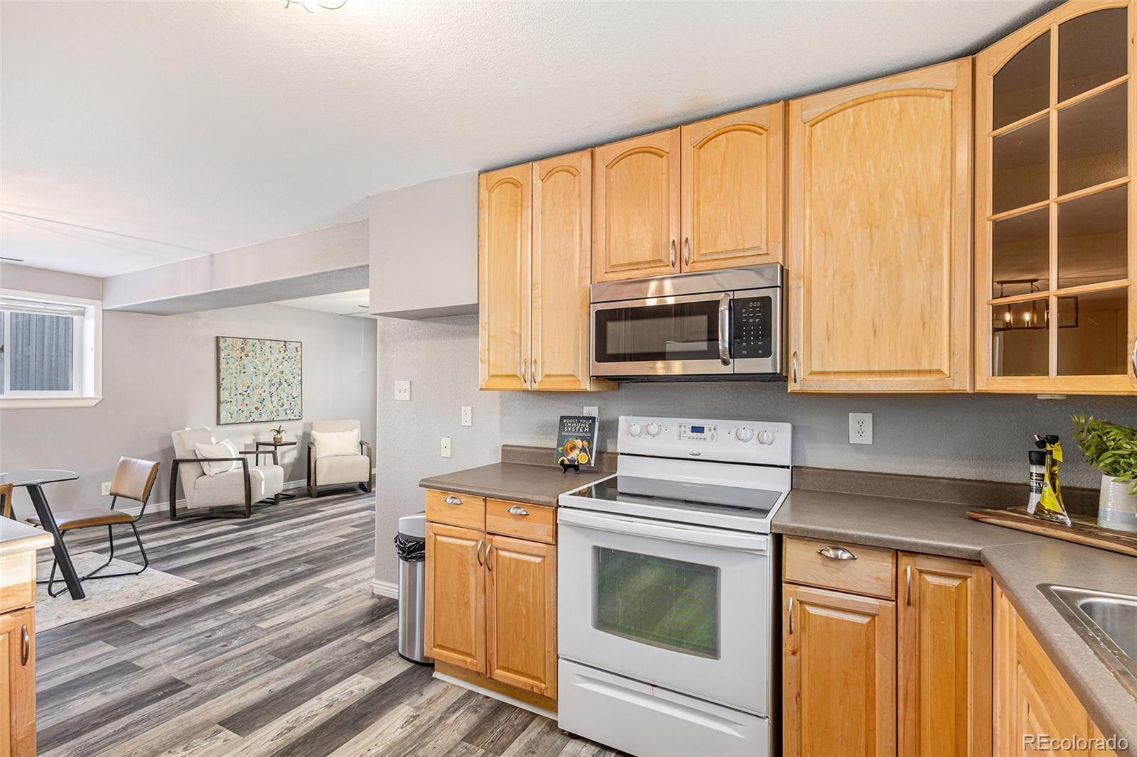 MLS Image #9 for 11 w clover circle,colorado springs, Colorado