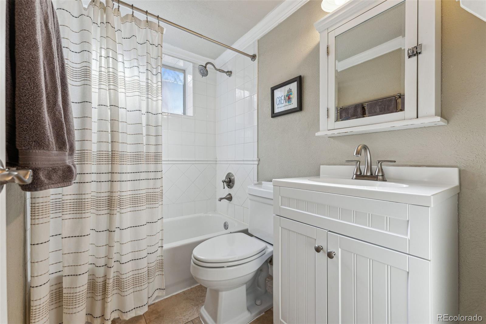 MLS Image #13 for 10 n ogden street 101,denver, Colorado