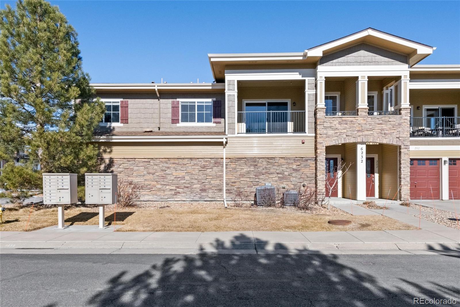 MLS Image #3 for 6232  kilmer loop 204,arvada, Colorado