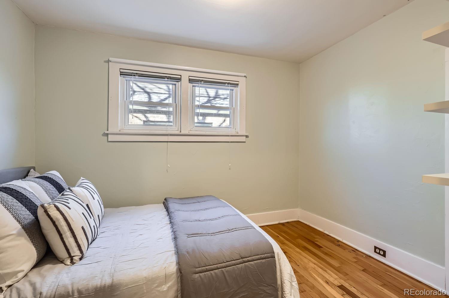 MLS Image #9 for 826 s york street,denver, Colorado