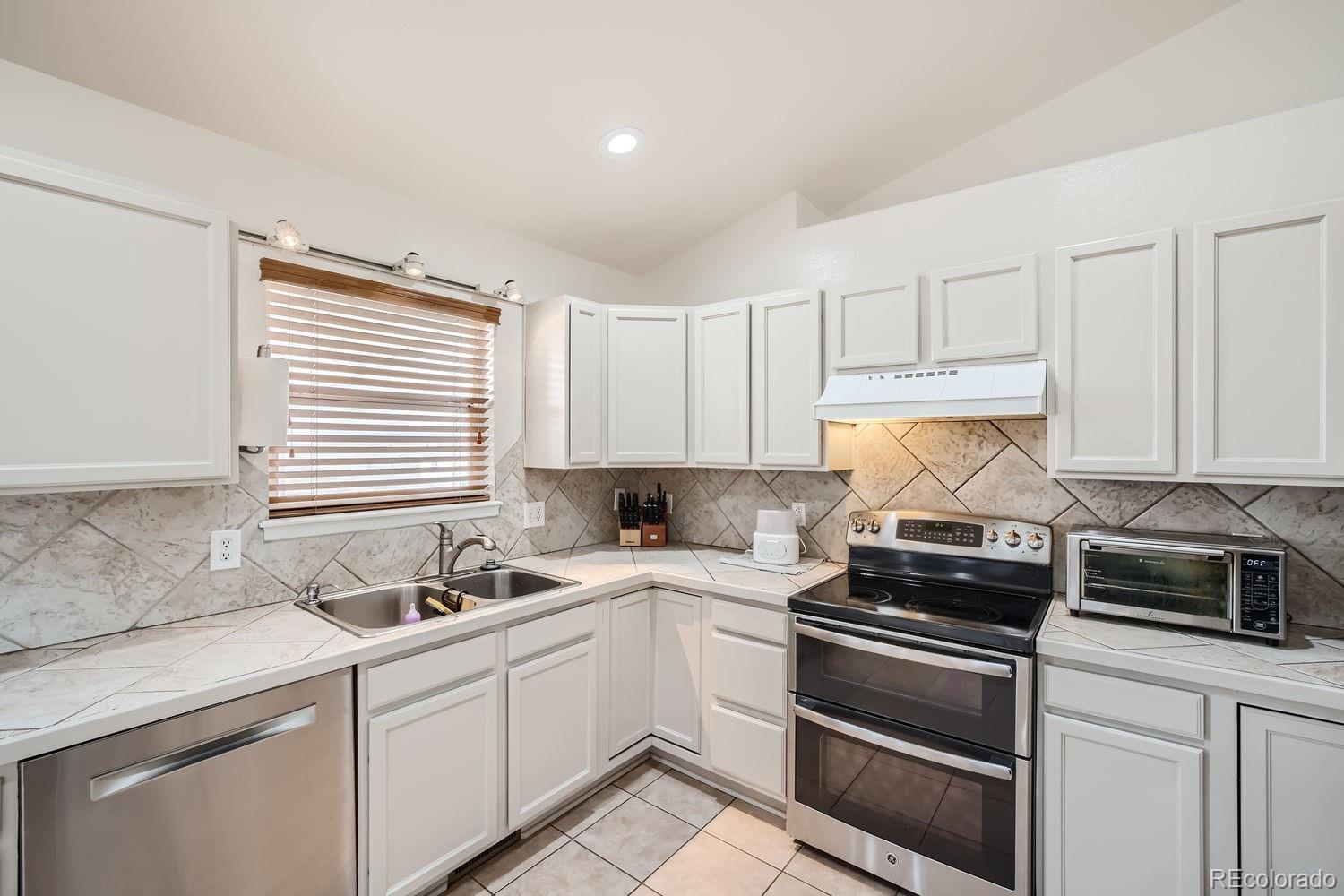 MLS Image #7 for 61 s mcculloch boulevard,pueblo, Colorado