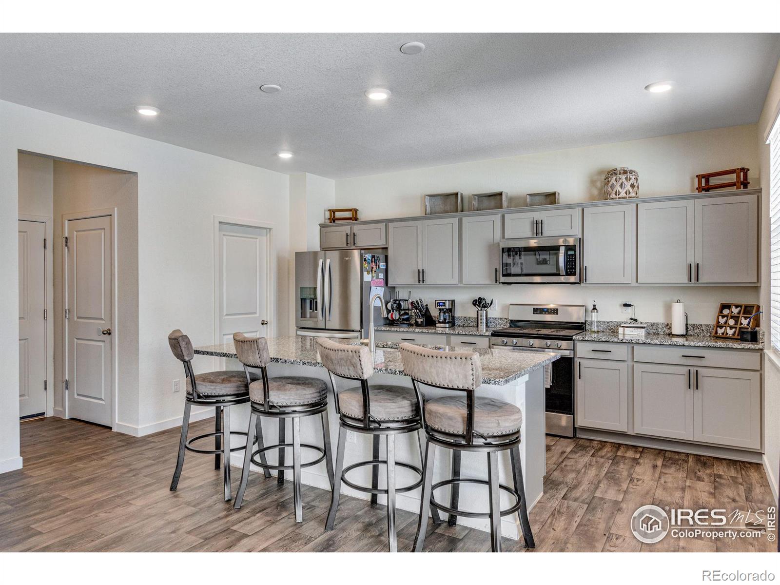 MLS Image #10 for 266  swallow road,johnstown, Colorado