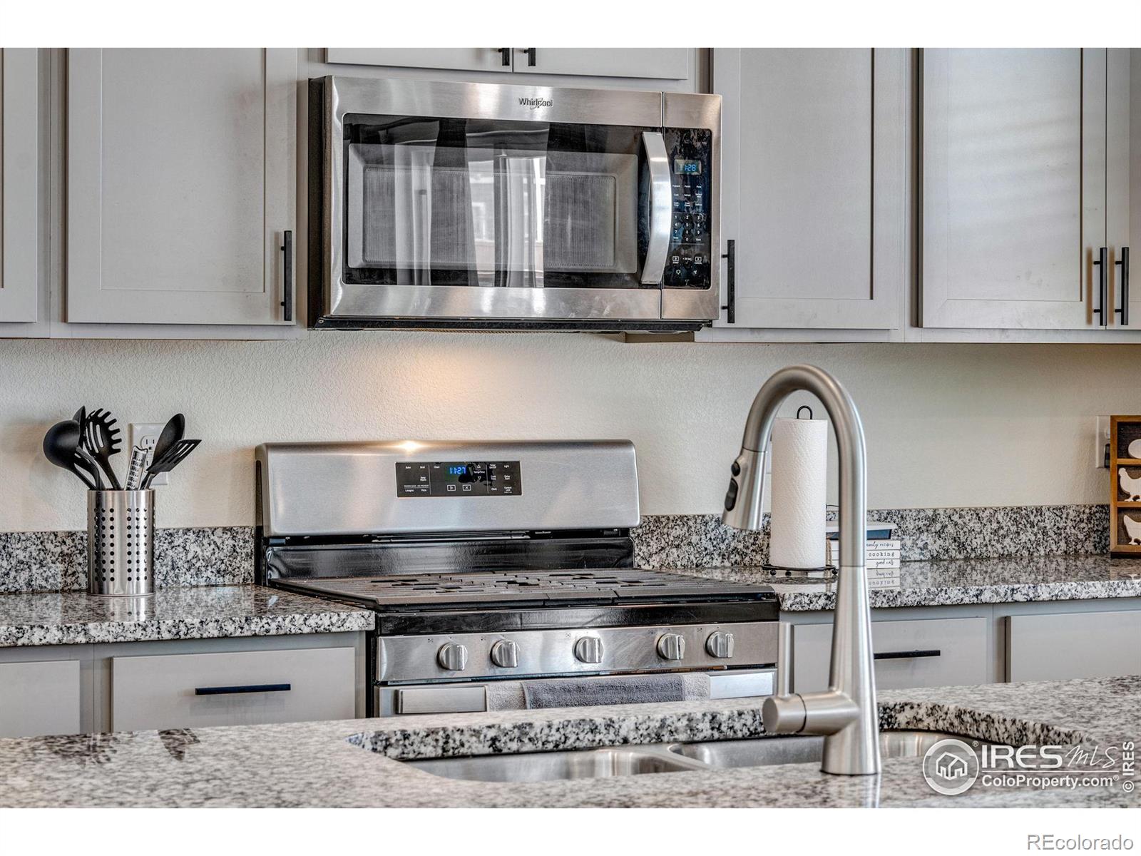 MLS Image #13 for 266  swallow road,johnstown, Colorado