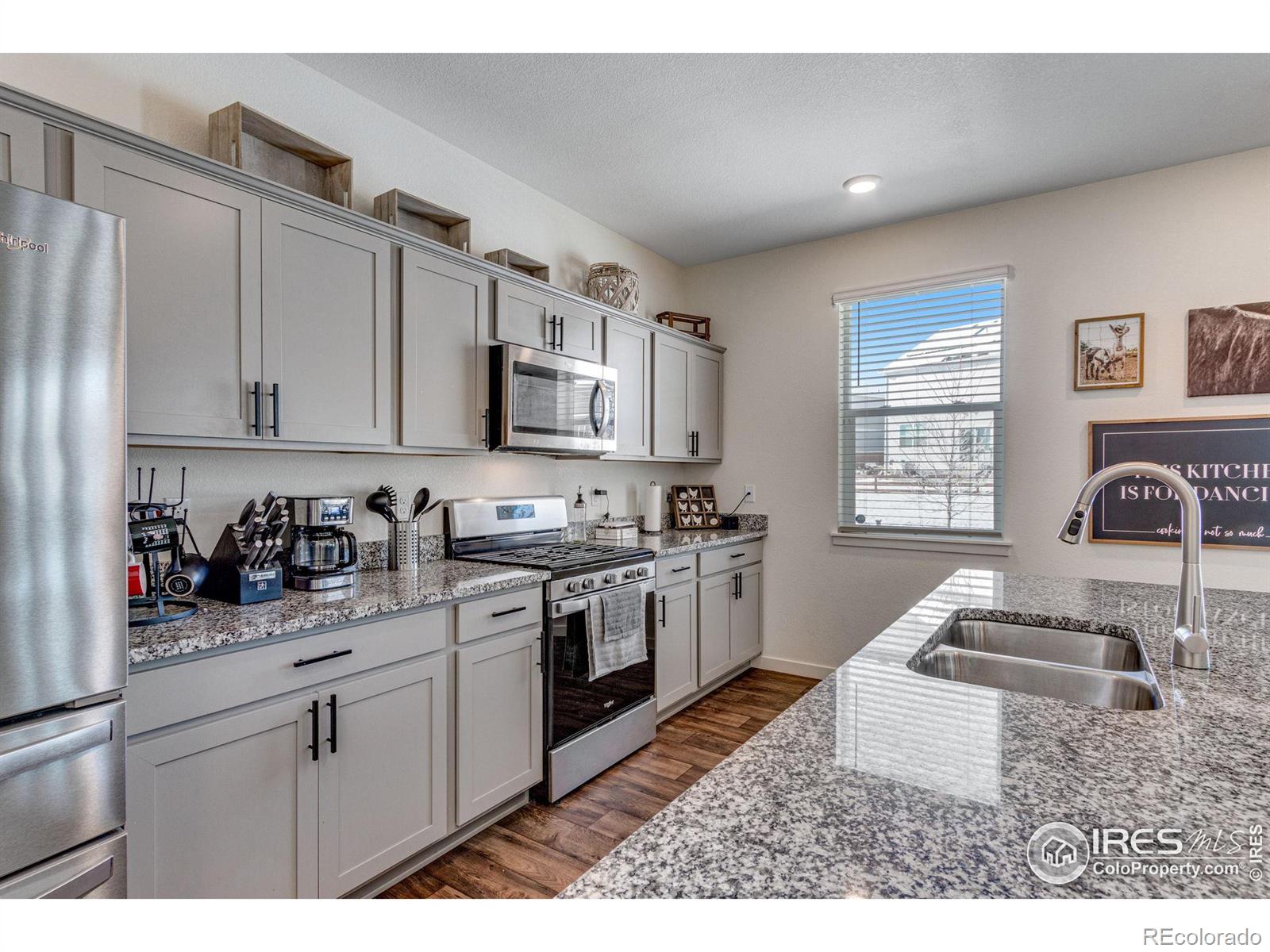 MLS Image #14 for 266  swallow road,johnstown, Colorado