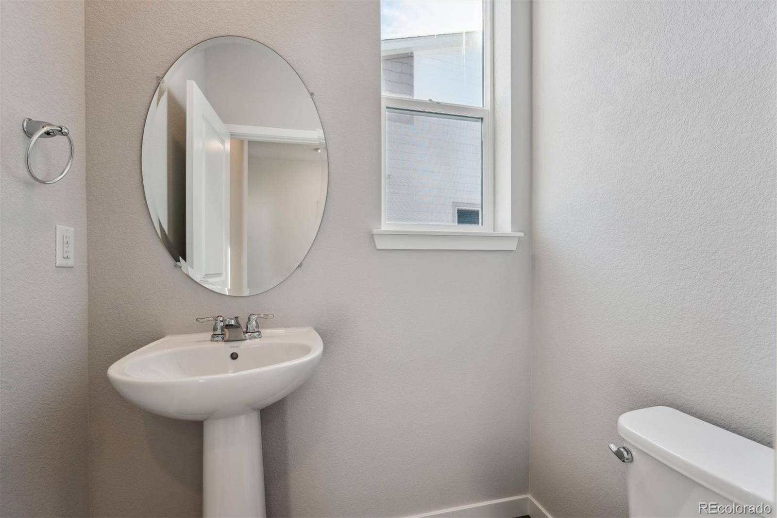 MLS Image #5 for 5784  farmstead place,mead, Colorado