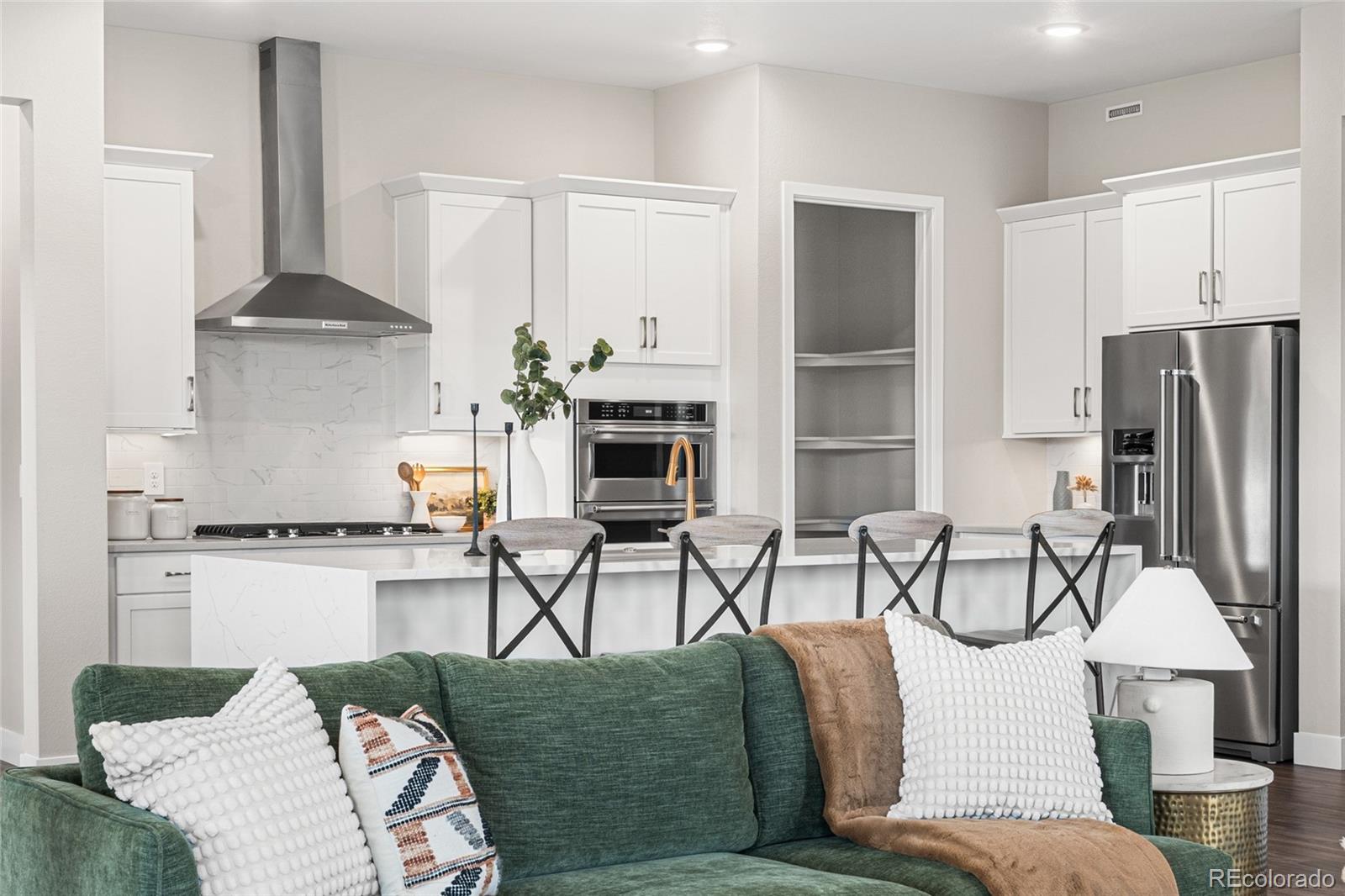 MLS Image #14 for 8871 s quemoy street,aurora, Colorado