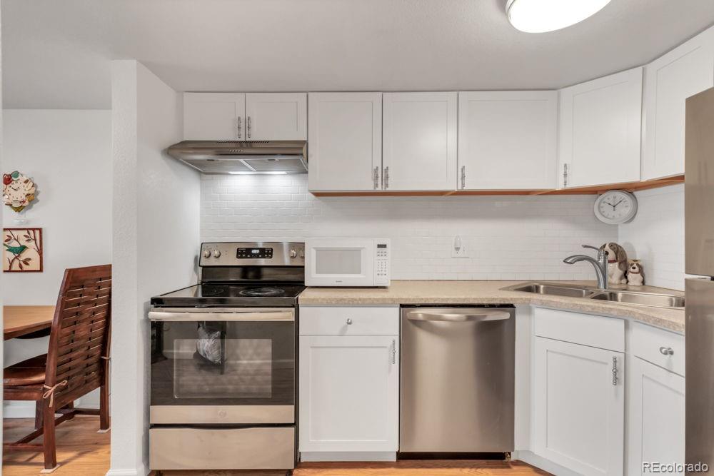 MLS Image #7 for 1885 s quebec way a14,denver, Colorado