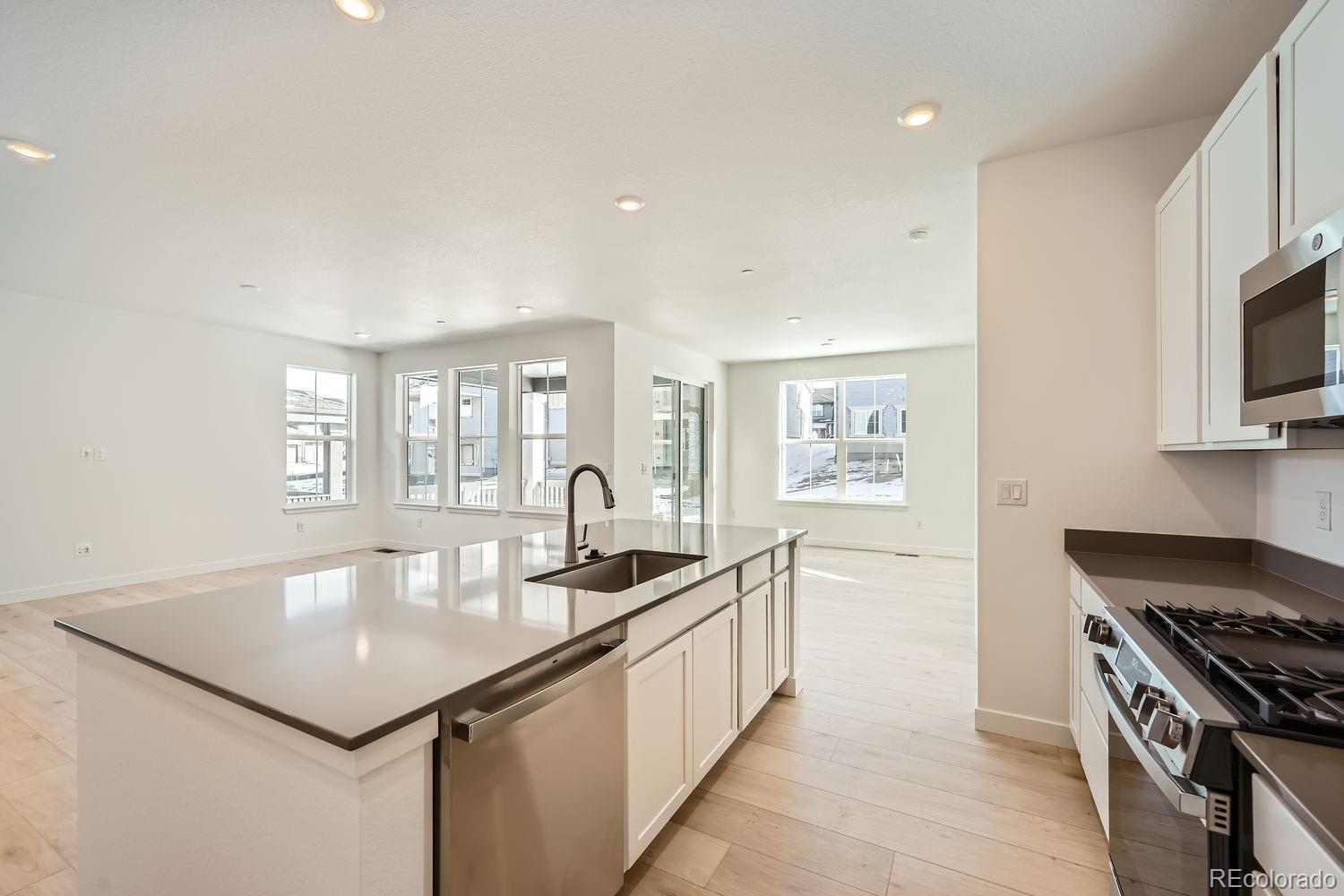 MLS Image #2 for 565  twilight street,erie, Colorado