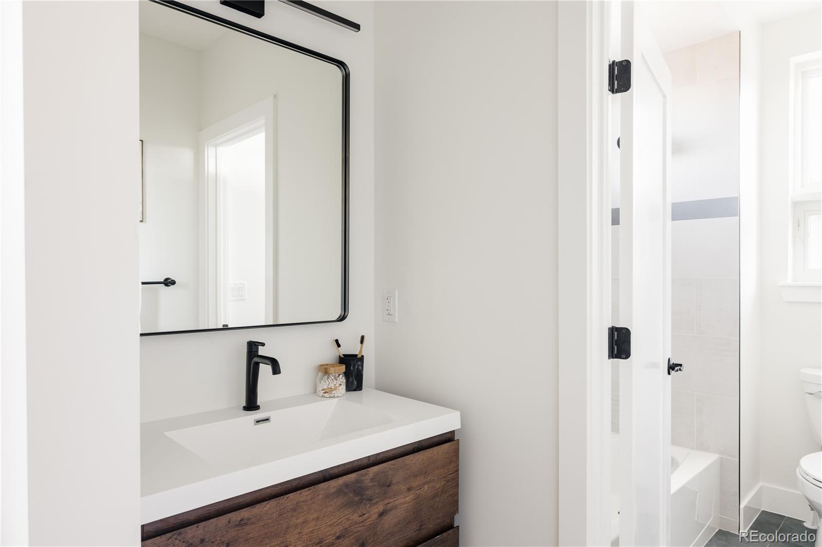 MLS Image #27 for 2720 n saint paul street,denver, Colorado