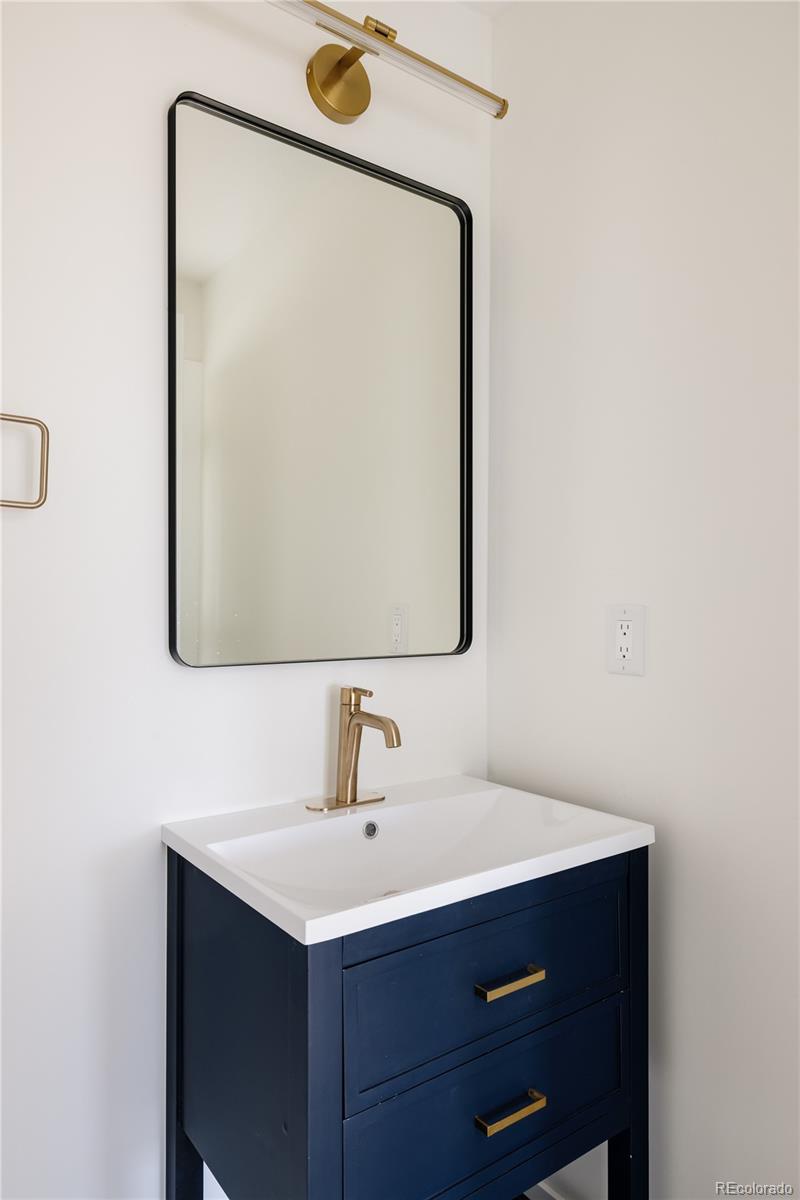MLS Image #30 for 2720 n saint paul street,denver, Colorado