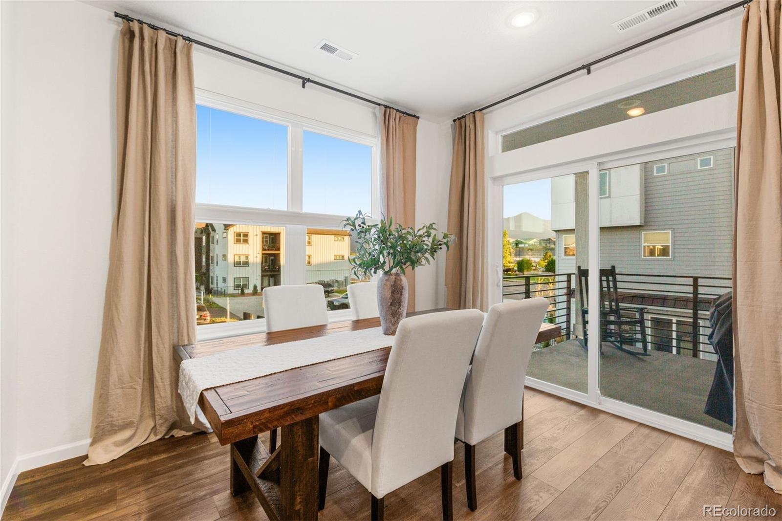 MLS Image #9 for 813  beckton heights,colorado springs, Colorado