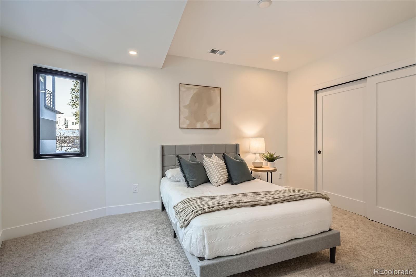 MLS Image #15 for 1717  grove street,denver, Colorado