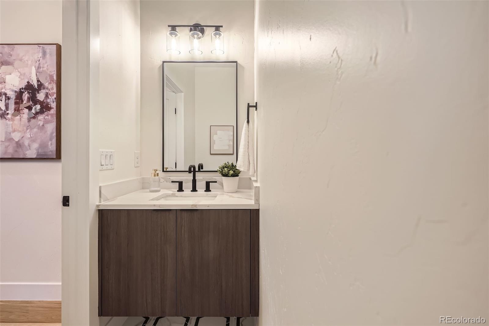 MLS Image #26 for 1717  grove street,denver, Colorado