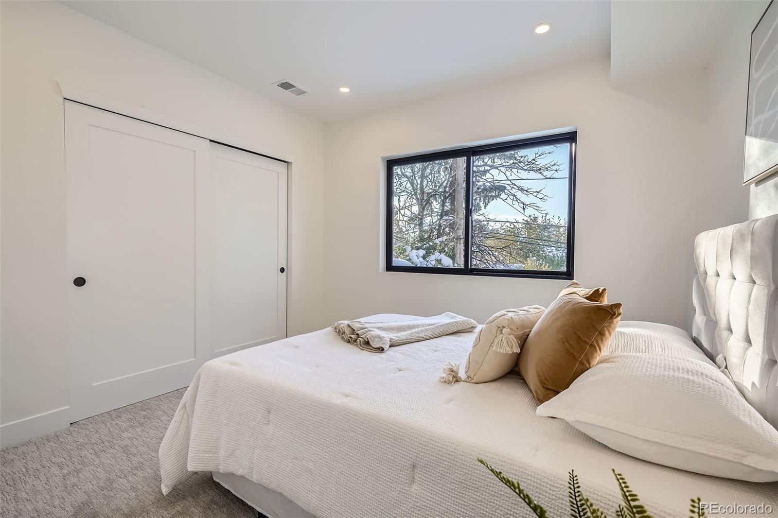 MLS Image #27 for 1717  grove street,denver, Colorado