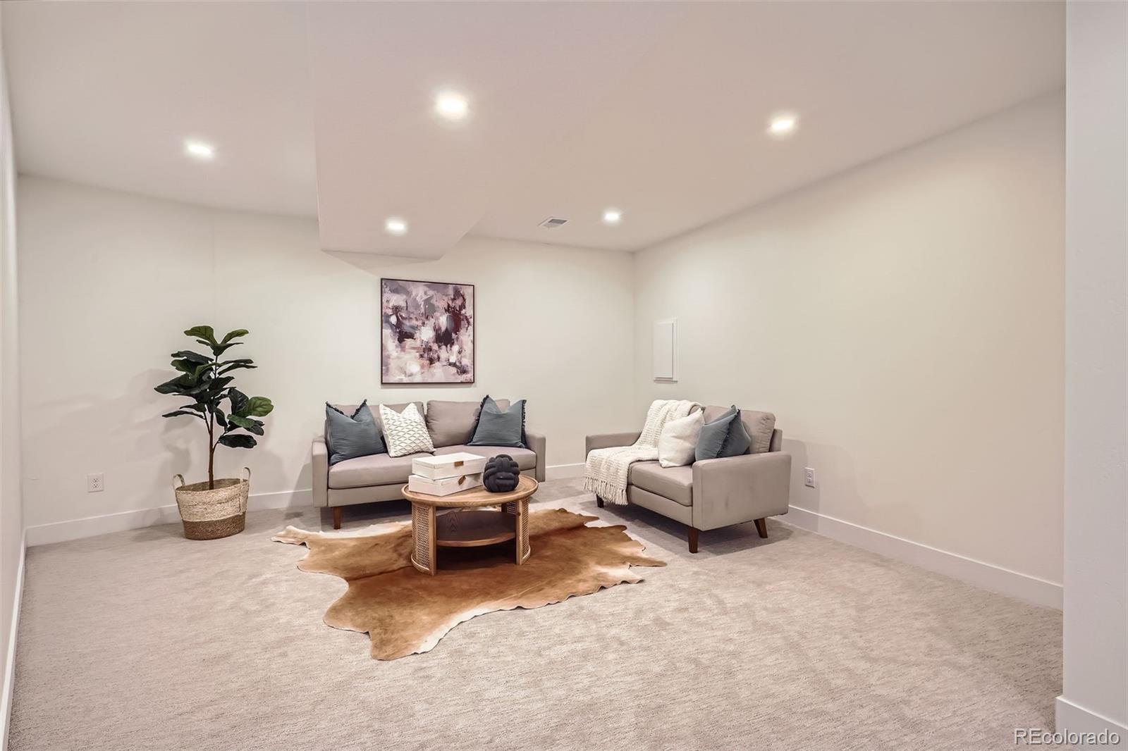 MLS Image #29 for 1717  grove street,denver, Colorado