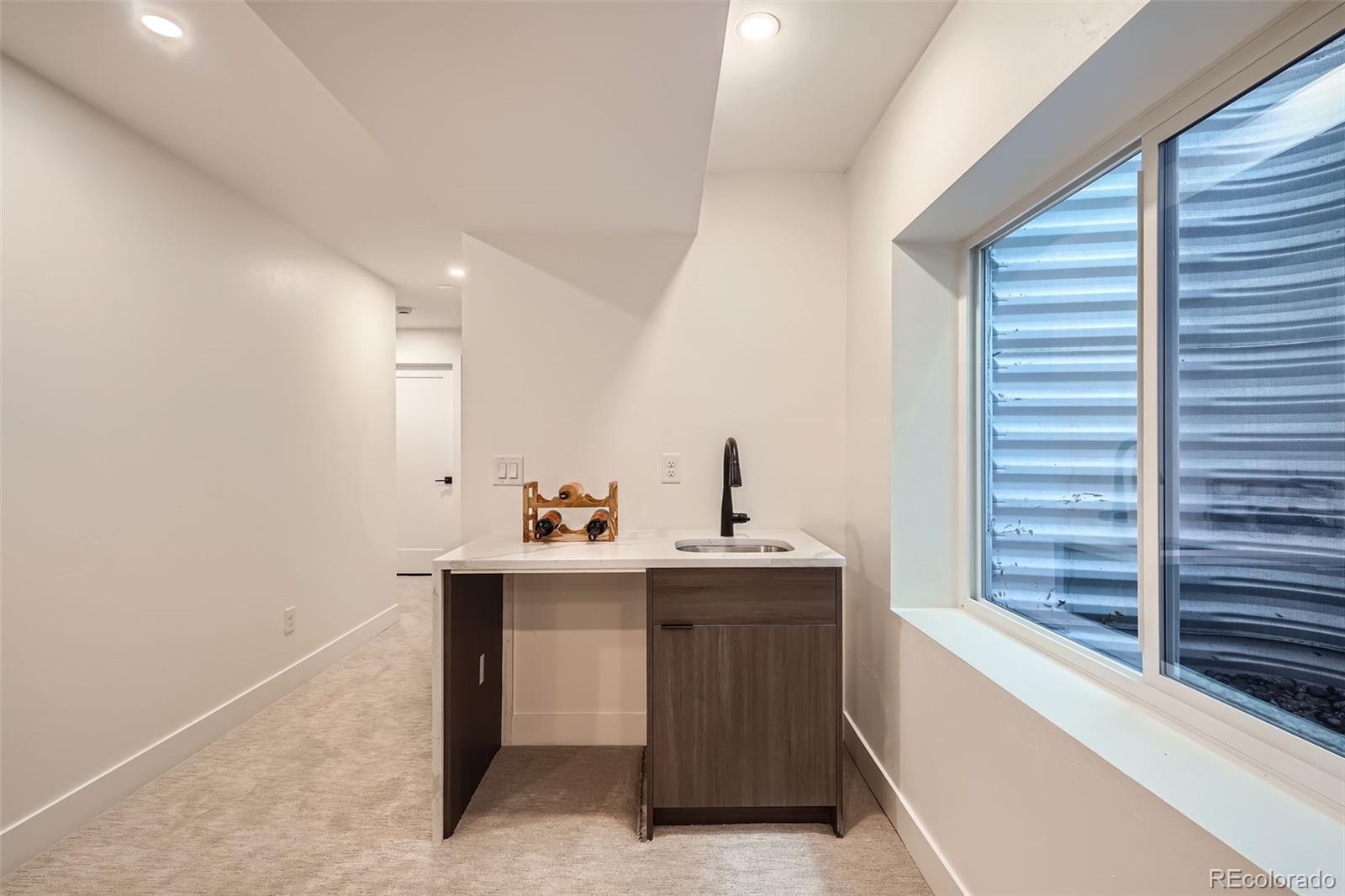 MLS Image #9 for 1717  grove street,denver, Colorado