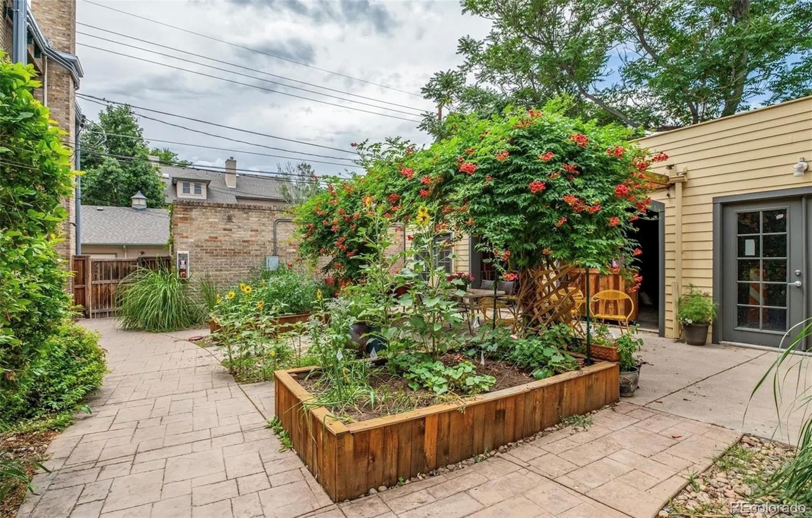 MLS Image #9 for 2533 e 11th avenue,denver, Colorado