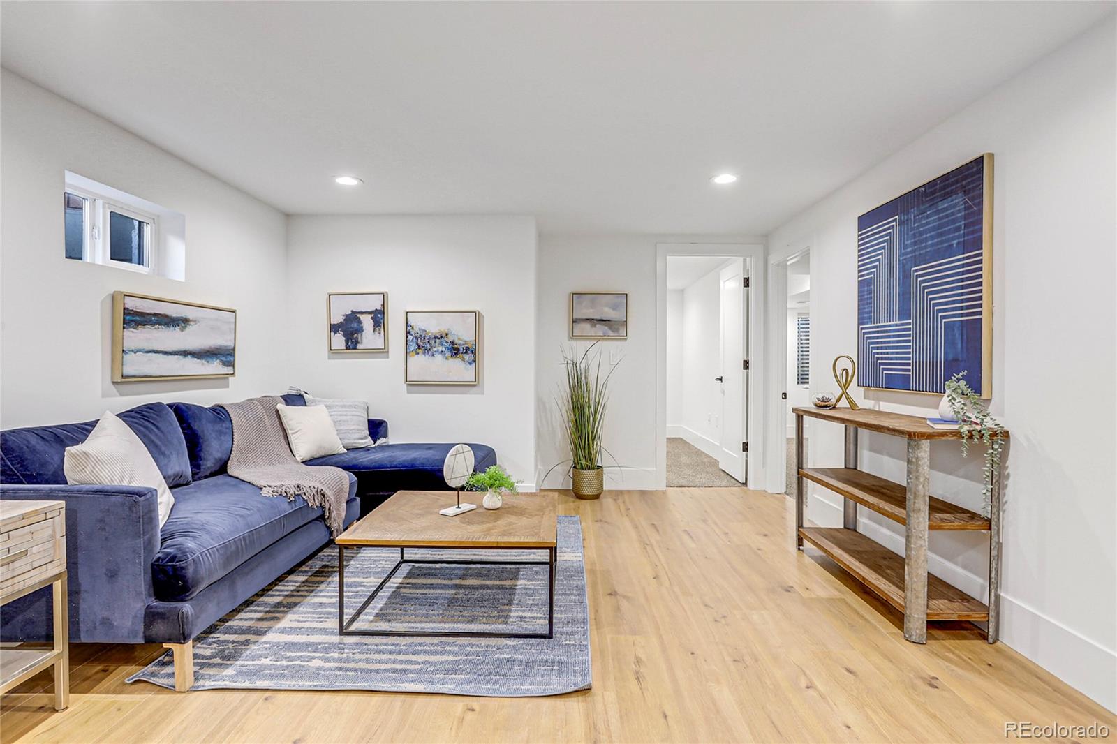 MLS Image #14 for 5576 e lehigh avenue,denver, Colorado