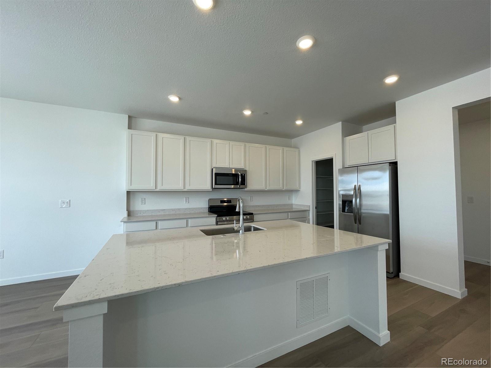 Report Image for 527  Nightsky Street,Erie, Colorado