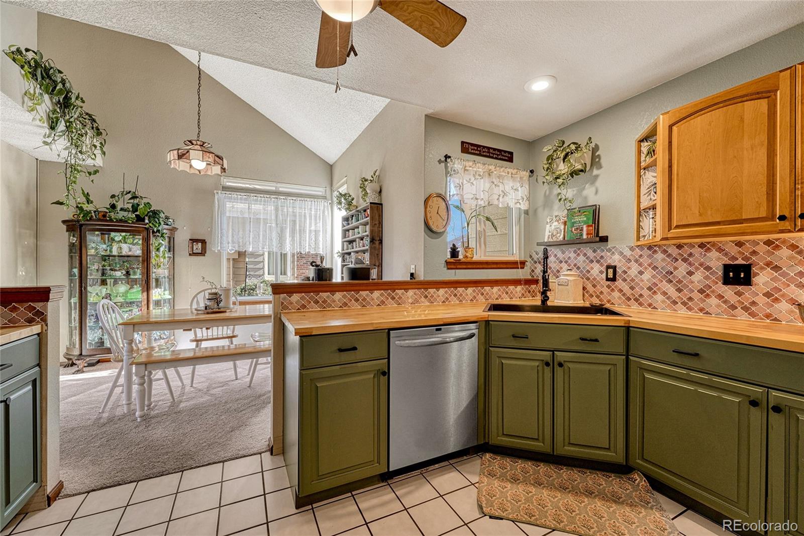 MLS Image #13 for 2134 s scranton way,aurora, Colorado