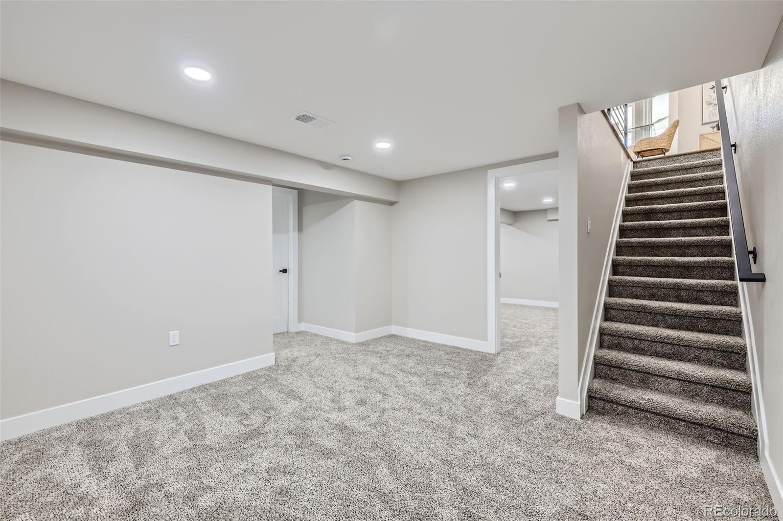 MLS Image #19 for 7076 s newland street,littleton, Colorado
