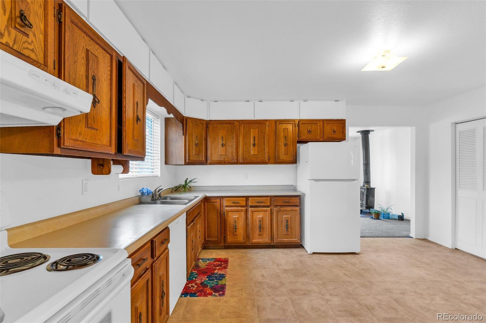 MLS Image #5 for 808  oak avenue,canon city, Colorado