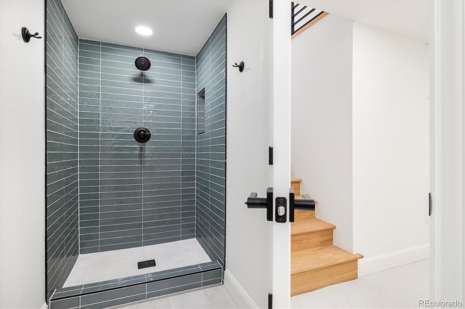MLS Image #16 for 2355  ivanhoe street,denver, Colorado