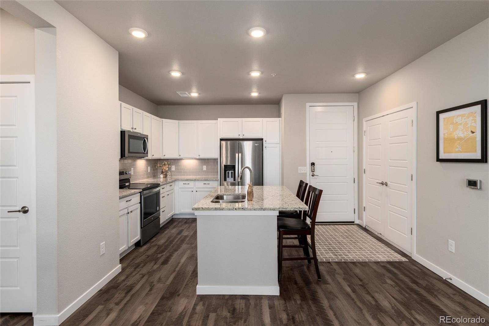 MLS Image #5 for 460 e fremont place 301,littleton, Colorado