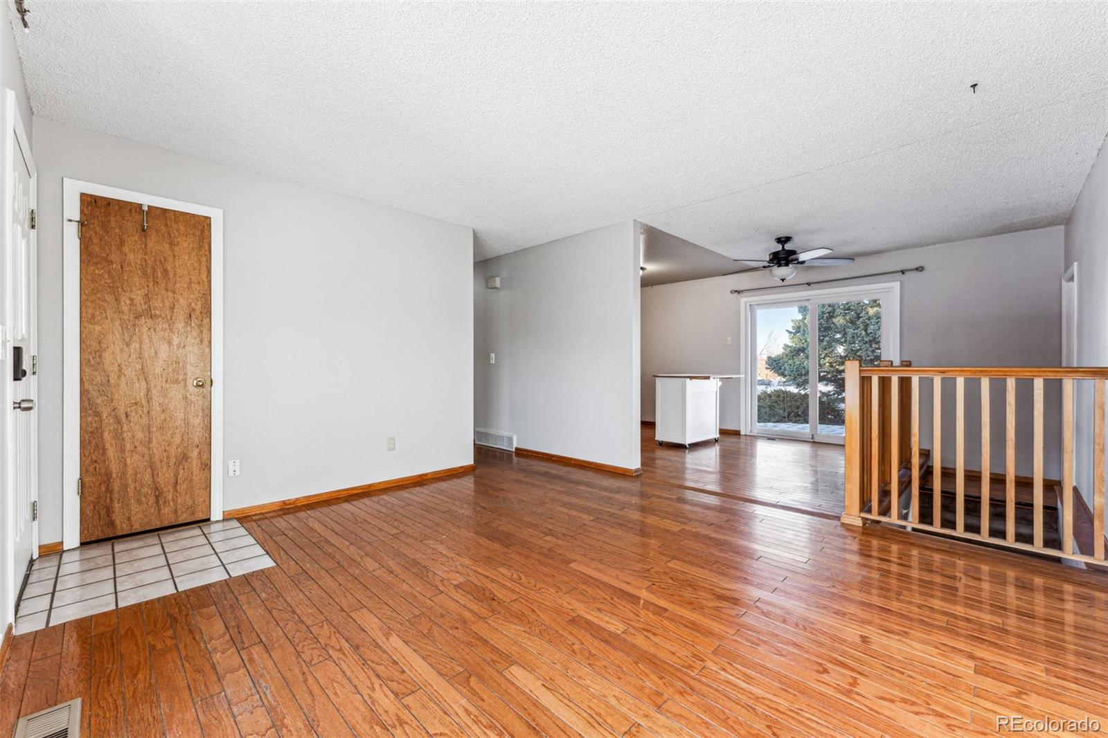 MLS Image #9 for 10401 w lehigh avenue,denver, Colorado