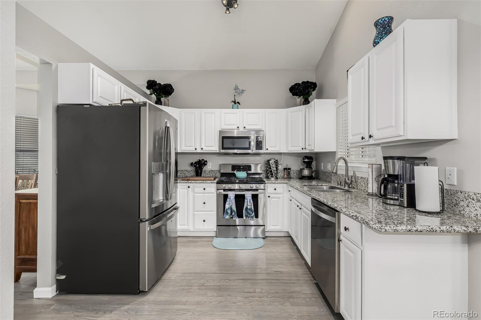 MLS Image #5 for 11997 w coal mine drive,littleton, Colorado