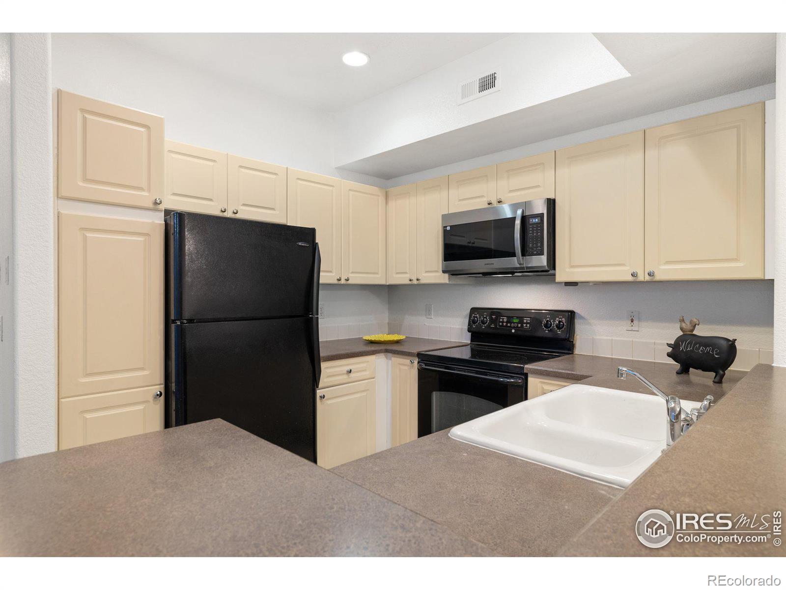 MLS Image #9 for 8400 s upham way e5,littleton, Colorado