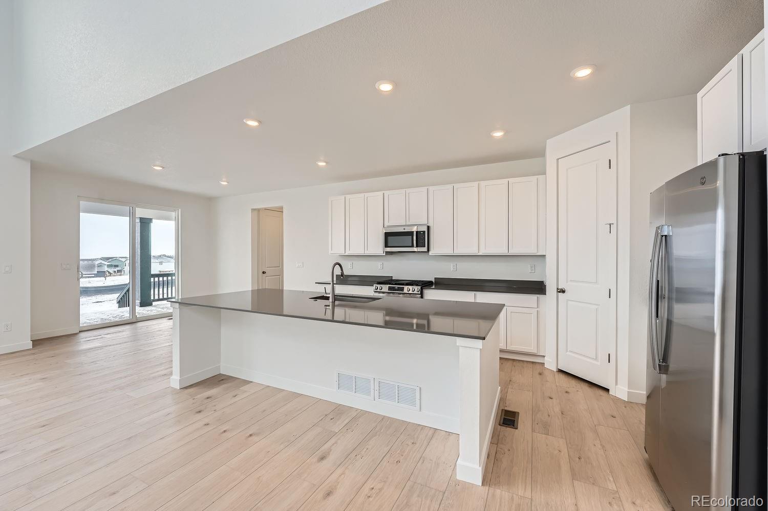 MLS Image #4 for 39420  congress lane,elizabeth, Colorado