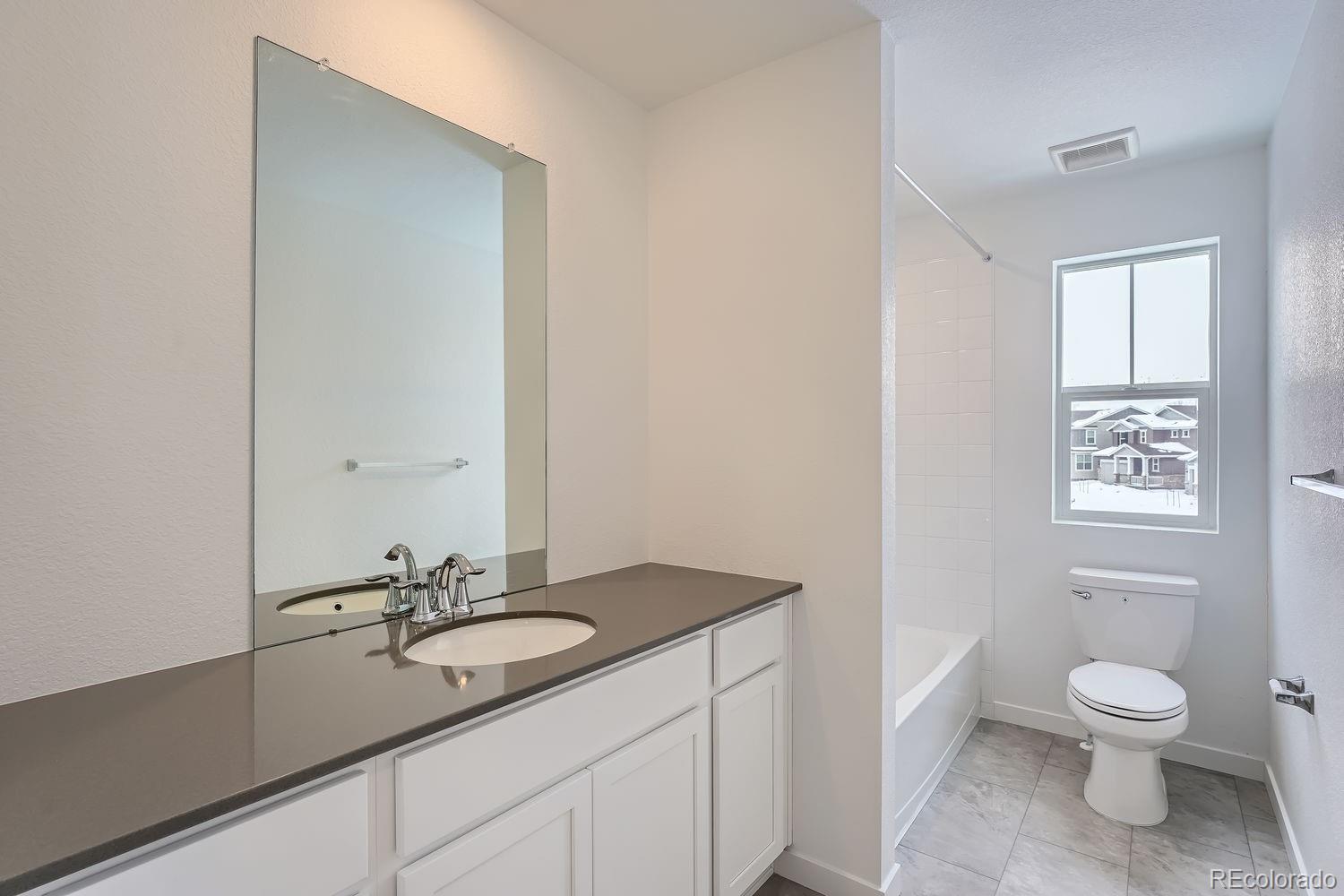 MLS Image #10 for 210  paloma way,elizabeth, Colorado