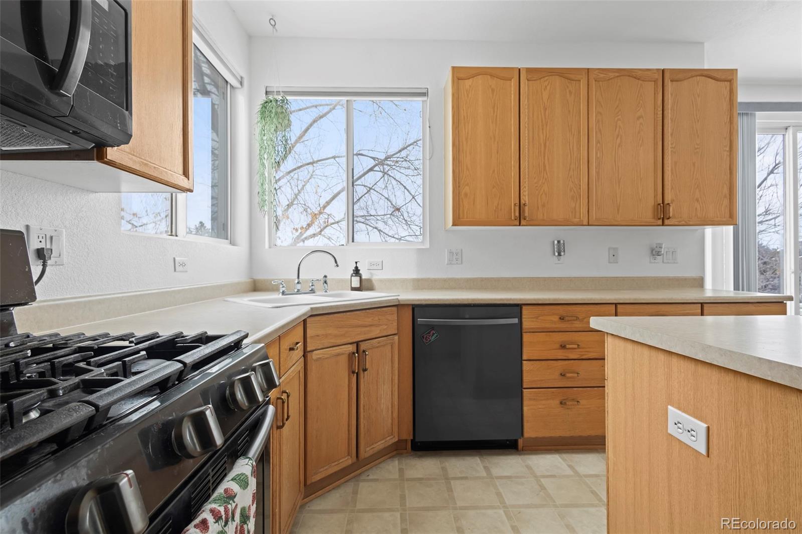 MLS Image #22 for 1435 s haleyville circle,aurora, Colorado