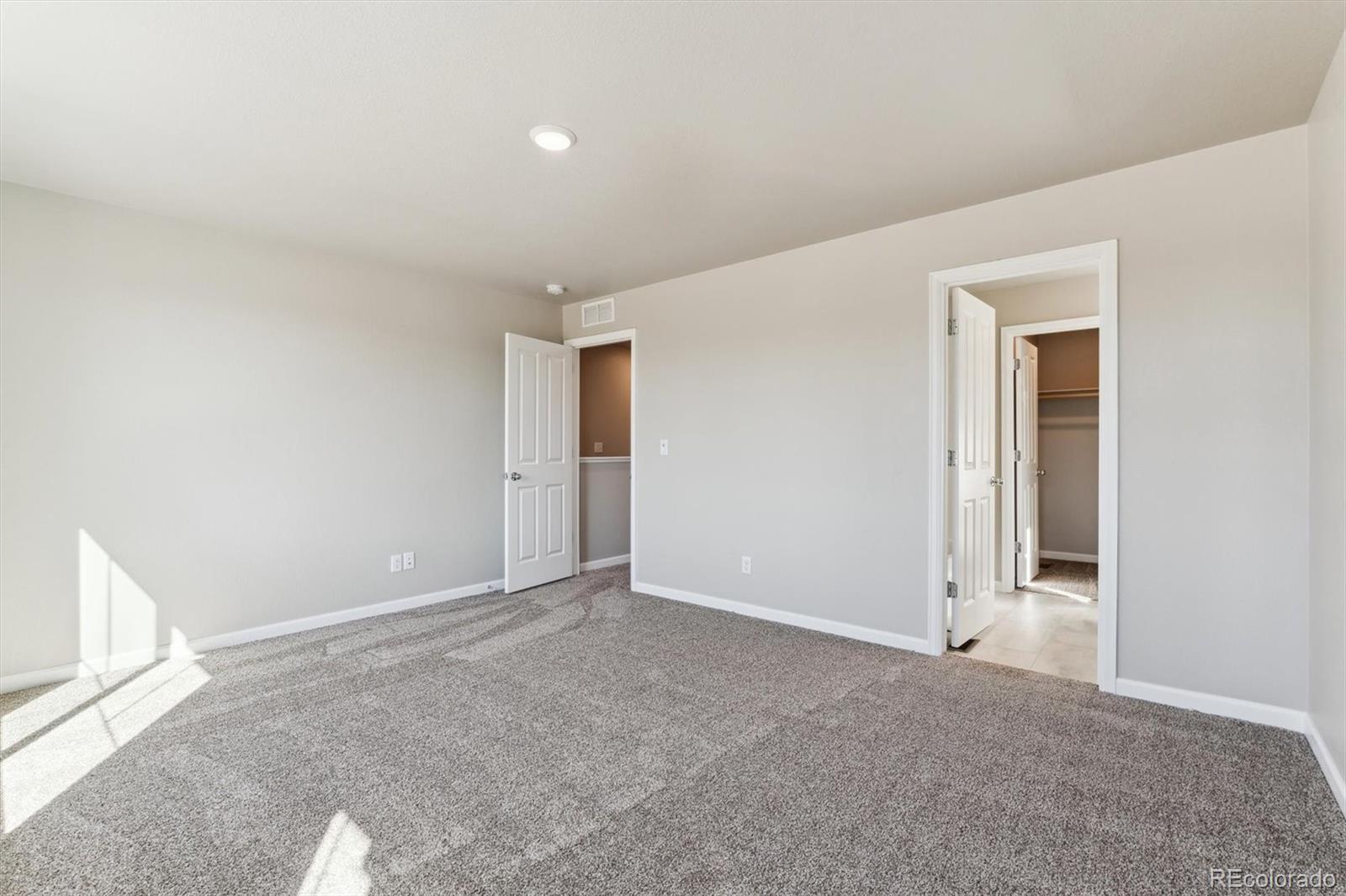 MLS Image #11 for 290  scaup lane,johnstown, Colorado