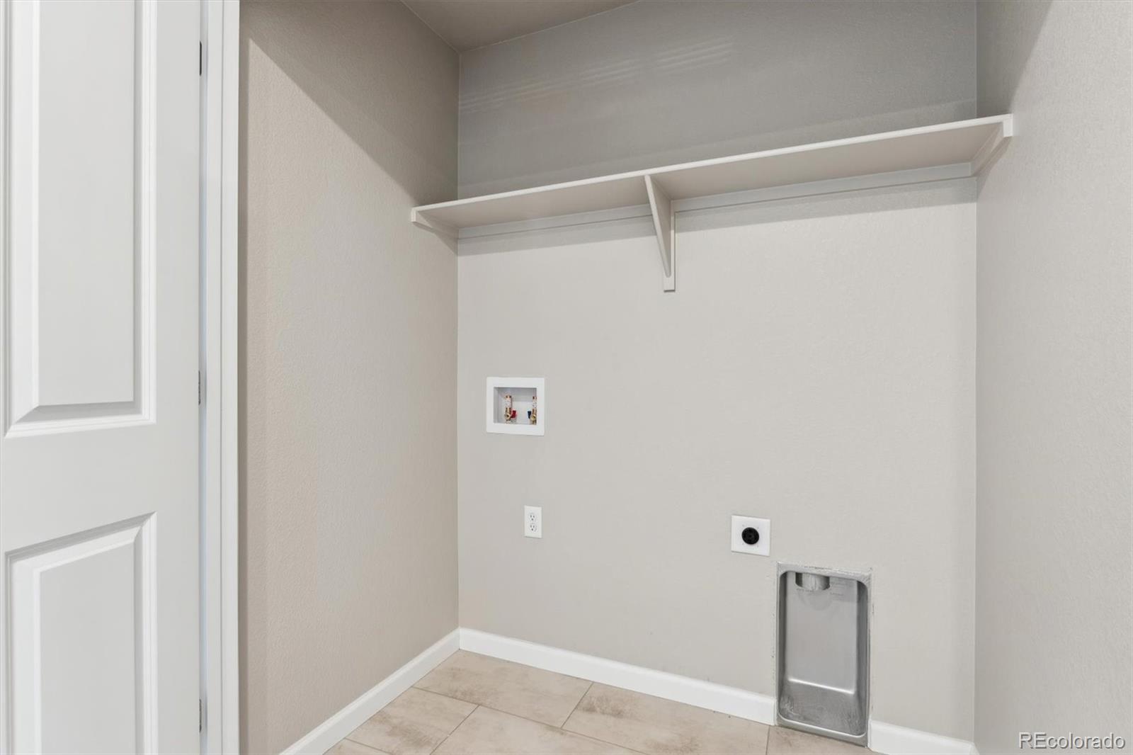 MLS Image #19 for 290  scaup lane,johnstown, Colorado