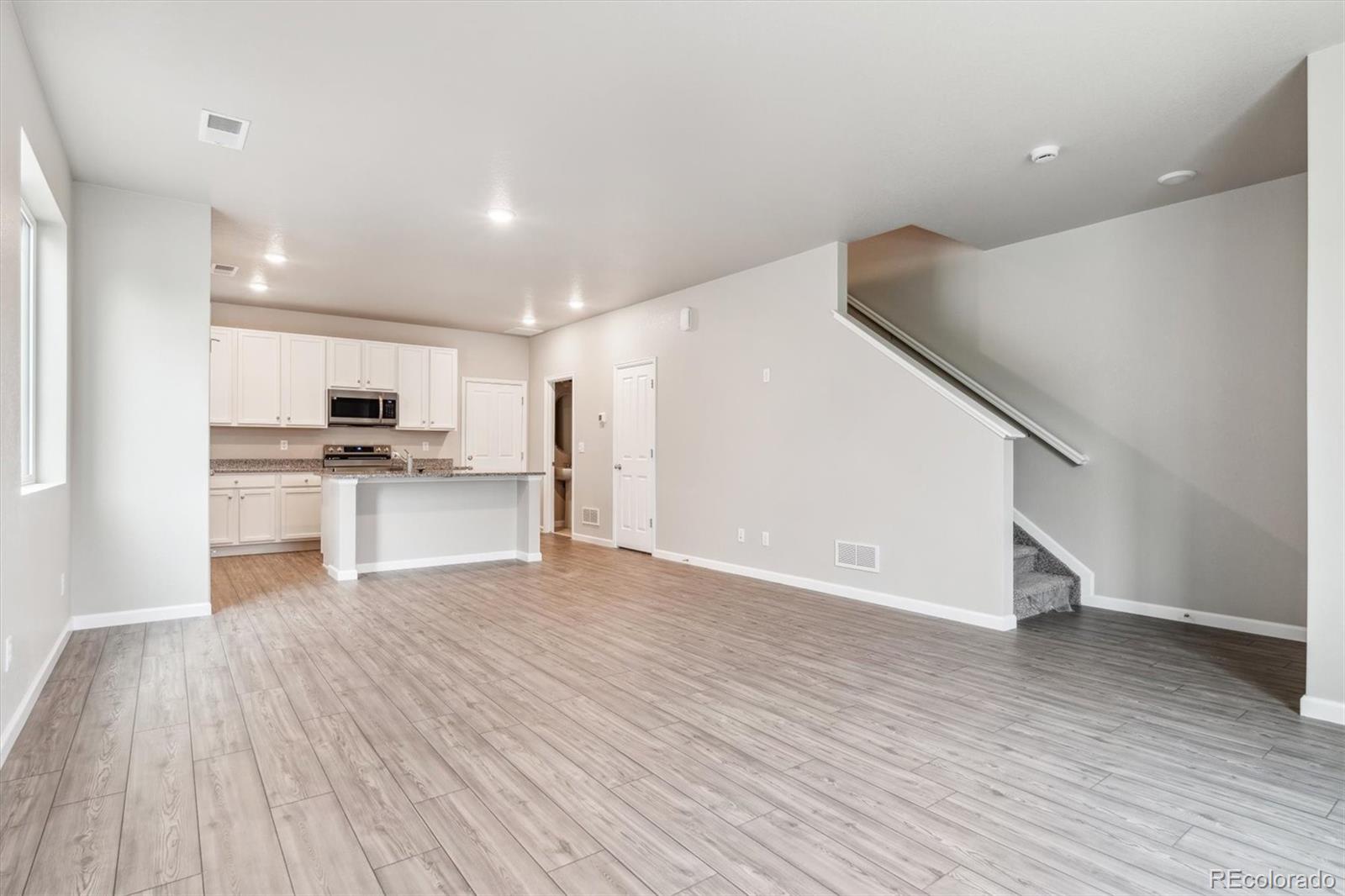 MLS Image #5 for 286  shoveler way,johnstown, Colorado